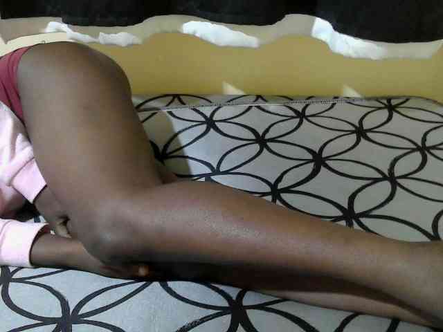 Ebonyprincess14 webcam