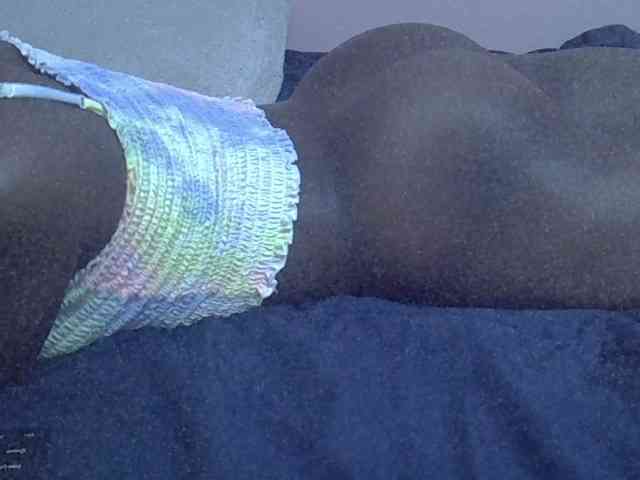 Ebonyprincess14 webcam