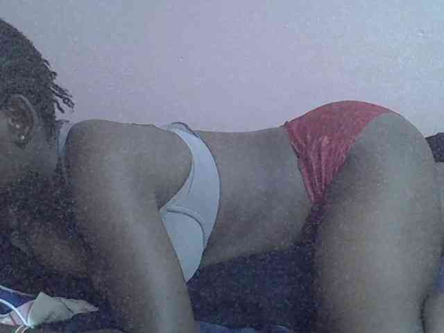 Ebonyprincess14 webcam