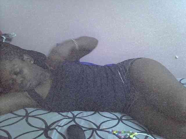 Ebonyprincess14 webcam