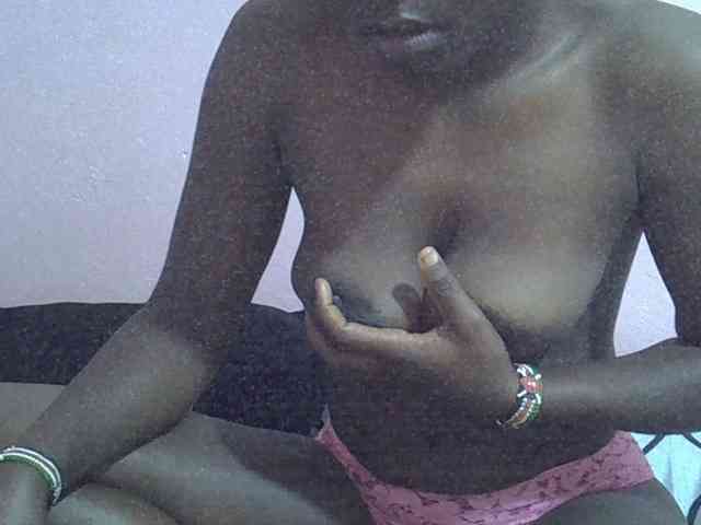 Ebonyprincess14 webcam