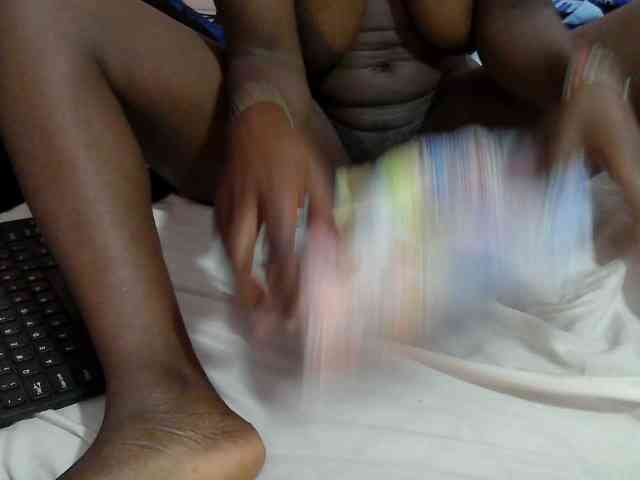 Ebonyprincess14 webcam