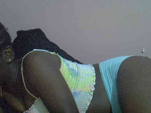 Ebonyprincess14 webcam