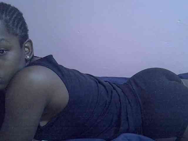 Ebonyprincess14 webcam