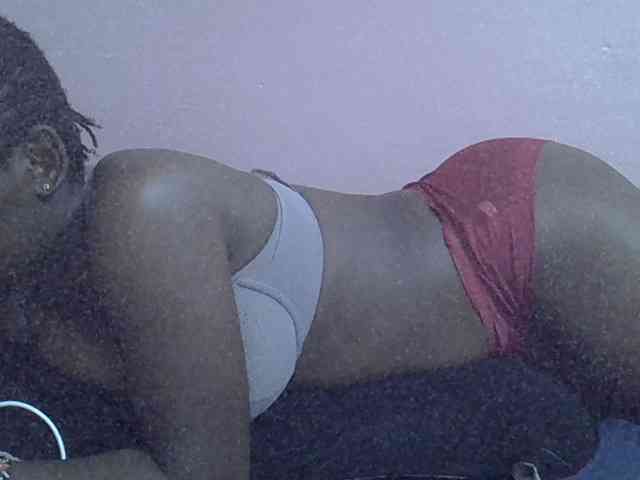 Ebonyprincess14 Ebonyprincess14