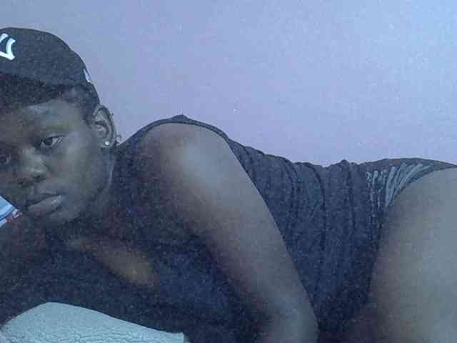 Ebonyprincess14 webcam