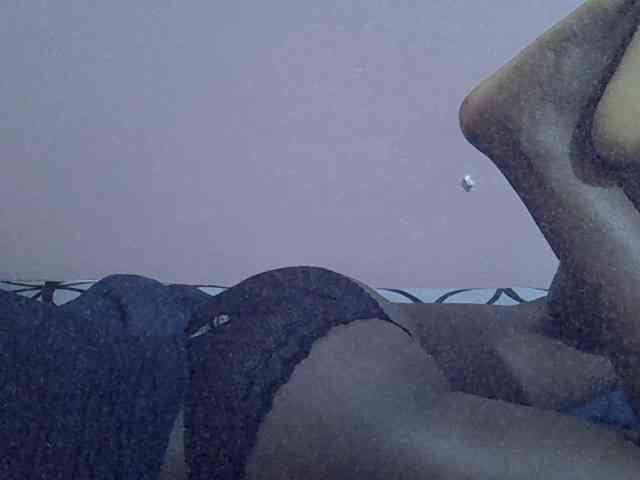 Ebonyprincess14 webcam