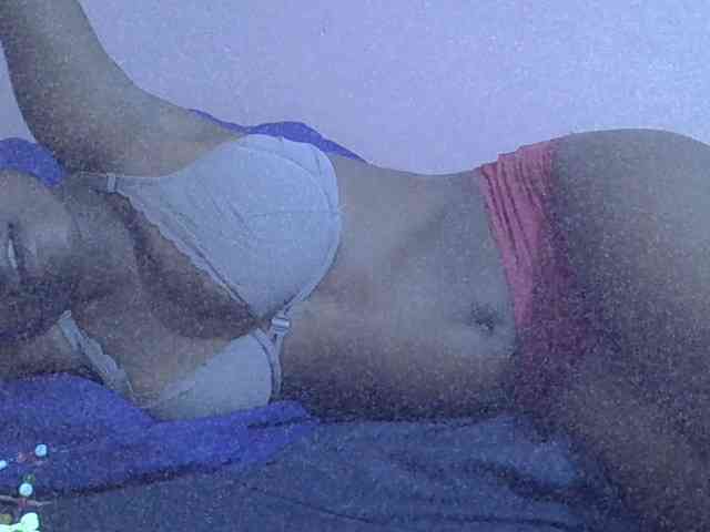 Ebonyprincess14 webcam