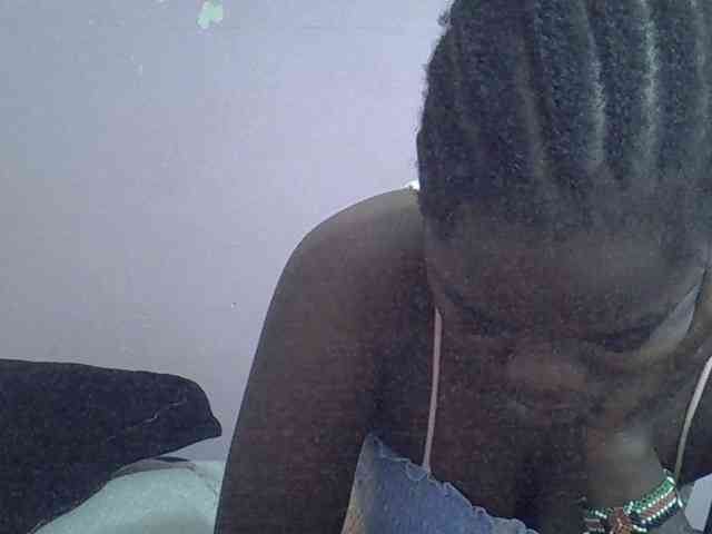 Ebonyprincess14 webcam