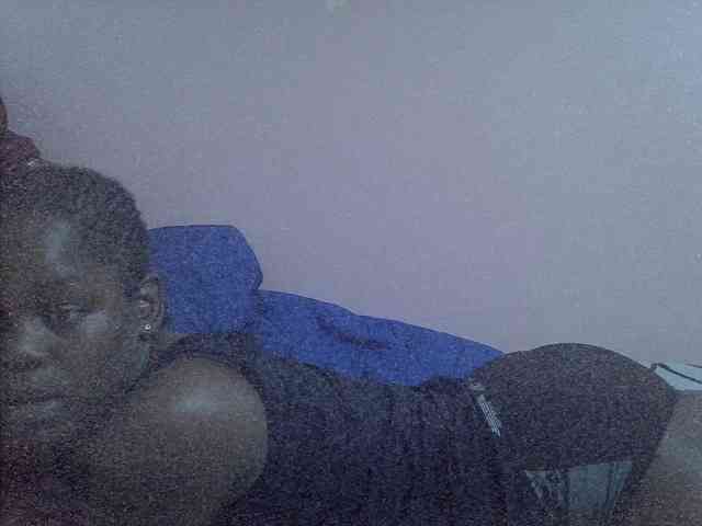 Ebonyprincess14 webcam