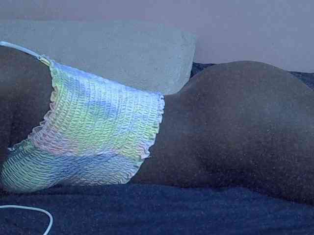 Ebonyprincess14 webcam