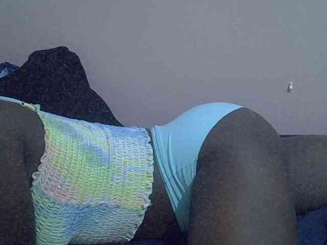 Ebonyprincess14 webcam