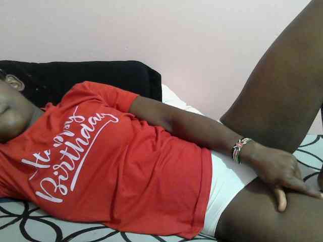 Ebonyprincess14 Ebonyprincess14