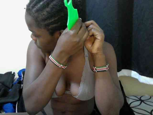 Ebonyprincess14 webcam