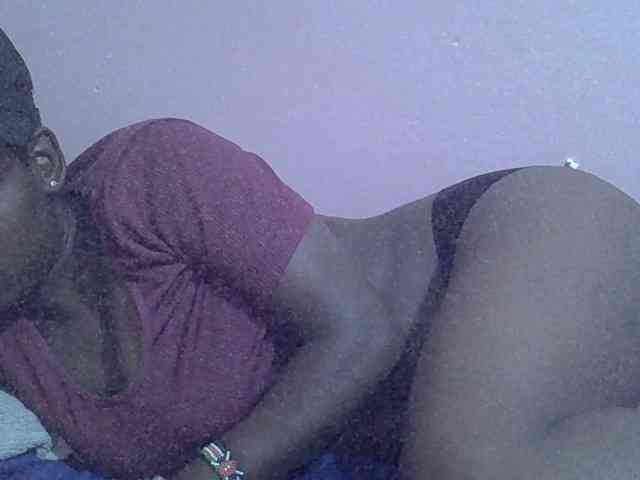 Ebonyprincess14 webcam