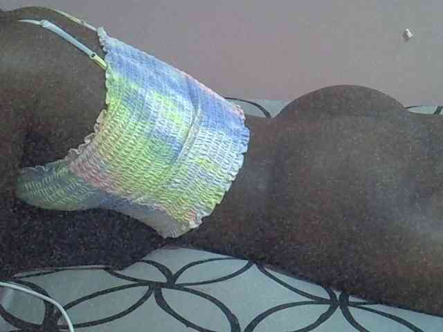 Ebonyprincess14 webcam