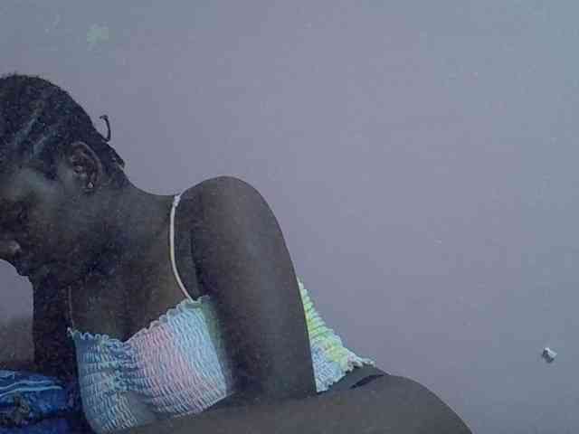 Ebonyprincess14 webcam