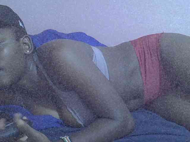 Ebonyprincess14 webcam