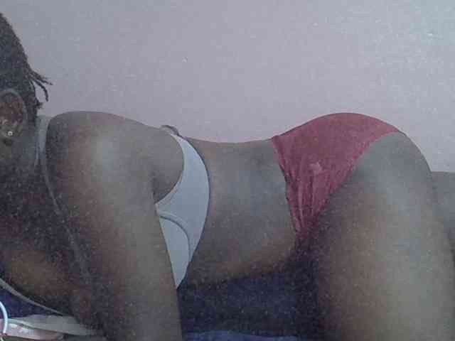 Ebonyprincess14 webcam