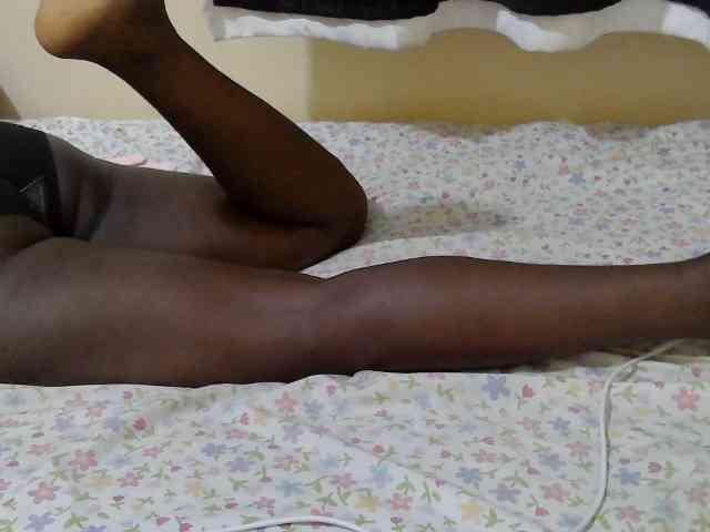 Ebonyprincess14 webcam