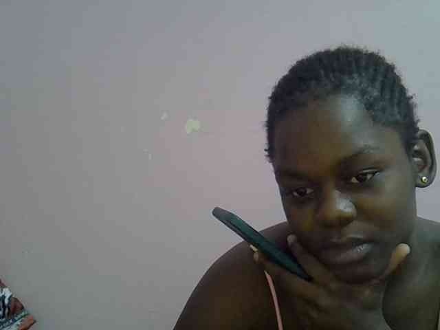 Ebonyprincess14 webcam