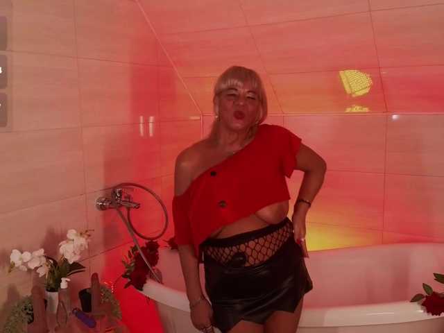 AnittaHarris's BongaCams show and profile