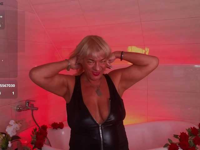 AnittaHarris's BongaCams show and profile