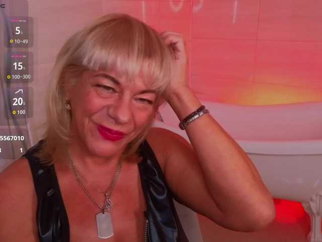 AnittaHarris's BongaCams show and profile