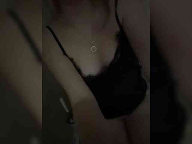 ChristineCollins webcam