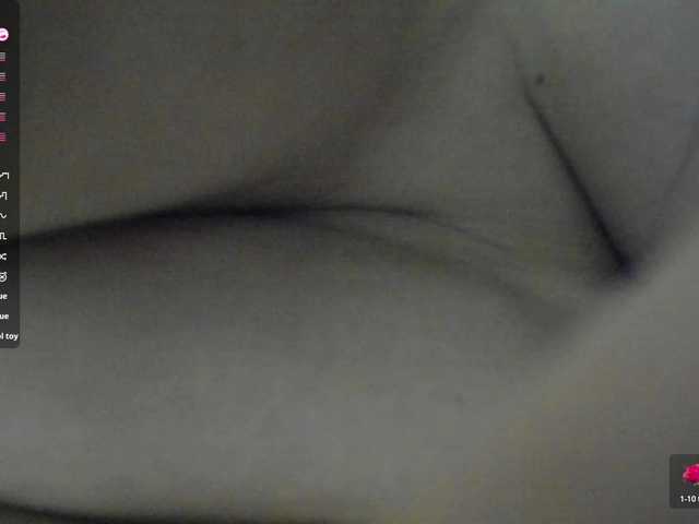 Luci-37's BongaCams show and profile