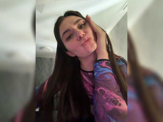 TinaTingle's BongaCams show and profile