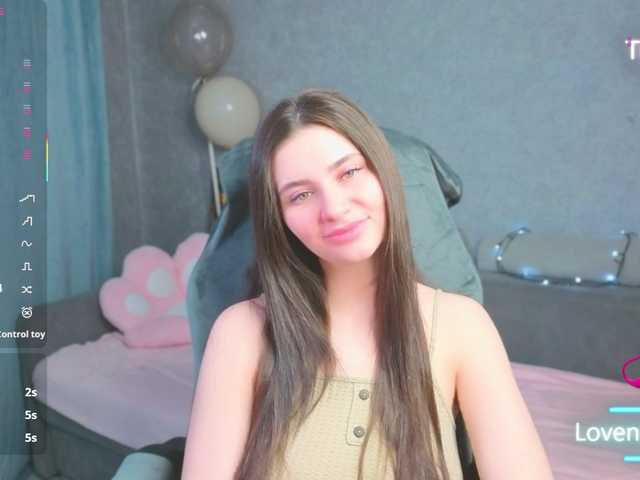 TinaTingle's BongaCams show and profile