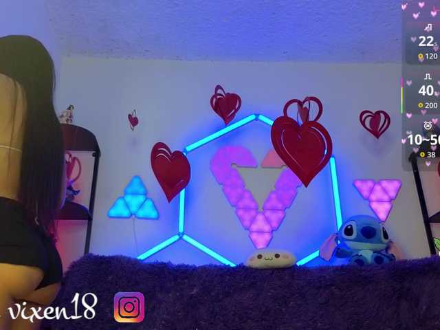 littlevixen's BongaCams show and profile