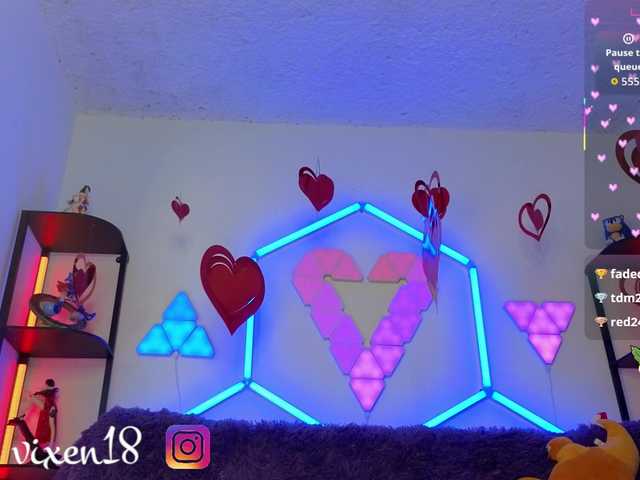 littlevixen's BongaCams show and profile