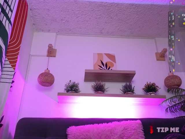 littlevixen's BongaCams show and profile