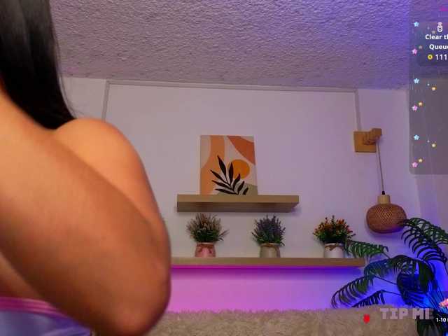 littlevixen's BongaCams show and profile