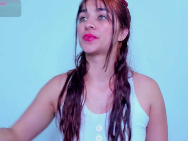 emilyrouss Live Cam on BongaCams