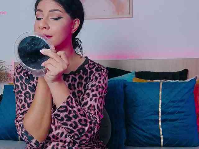 TemptressAllysonn webcam