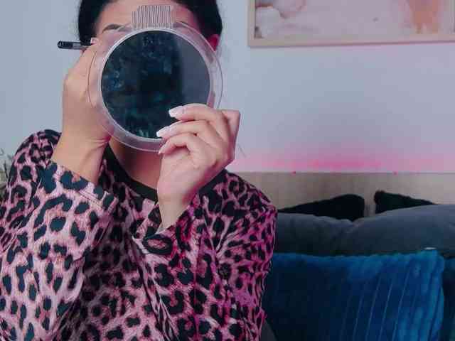 TemptressAllysonn webcam