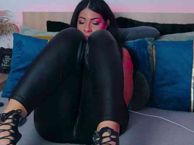 TemptressAllysonn webcam