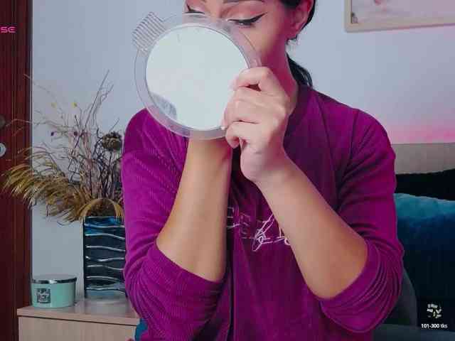 TemptressAllysonn webcam