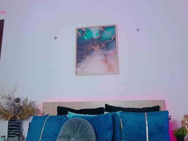 TemptressAllysonn webcam