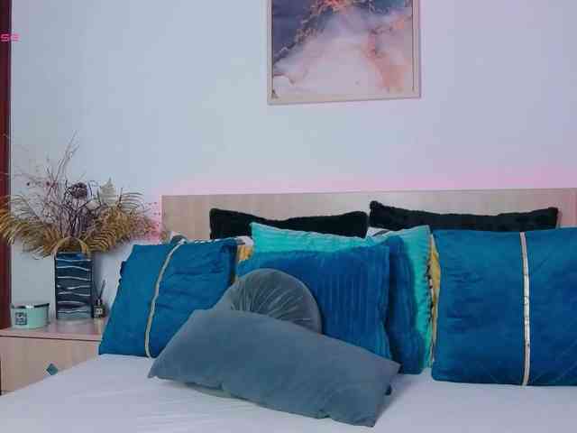 TemptressAllysonn webcam