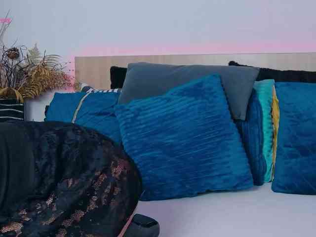 TemptressAllysonn webcam