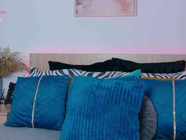 TemptressAllysonn webcam