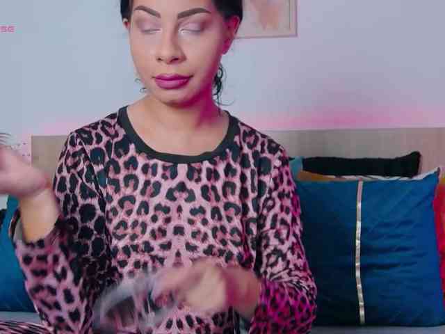 TemptressAllysonn webcam