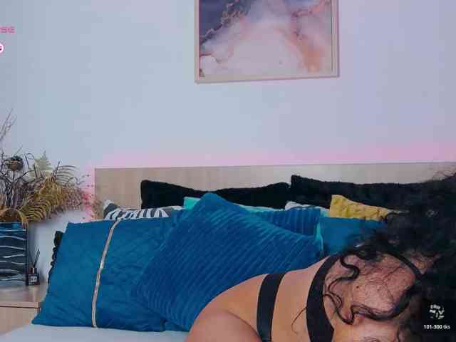 TemptressAllysonn webcam