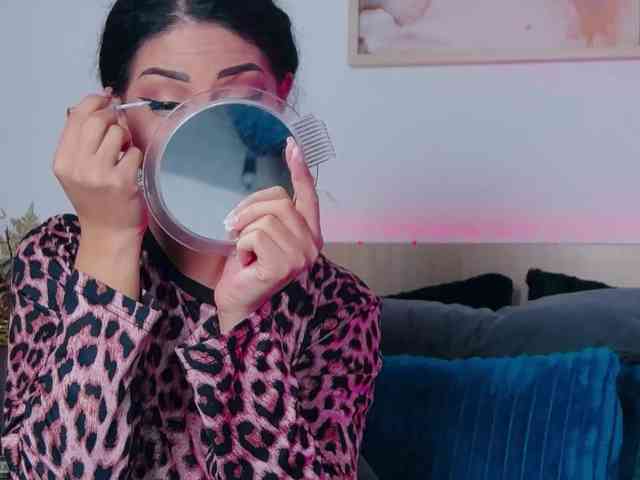 TemptressAllysonn webcam