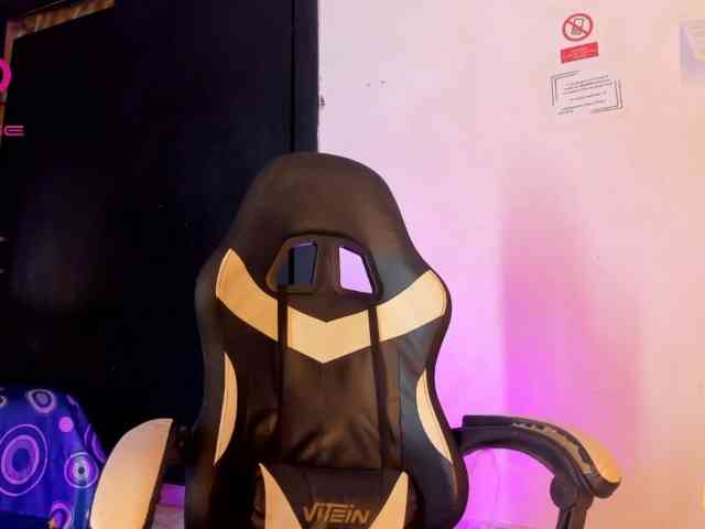 CiaraSmith-TS Live Webcam on BongaCams