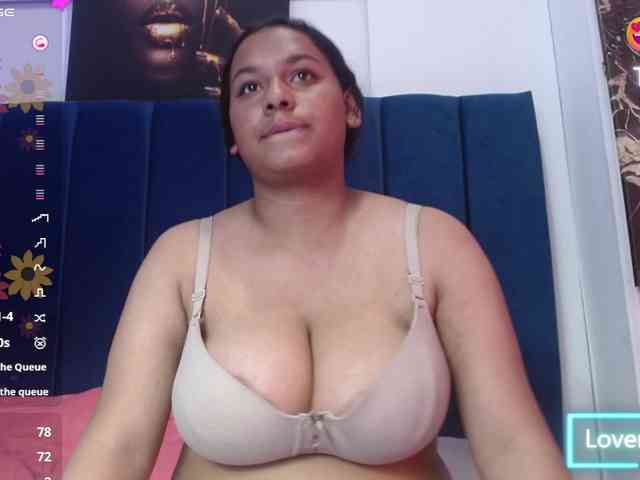 Adriana-wish webcam